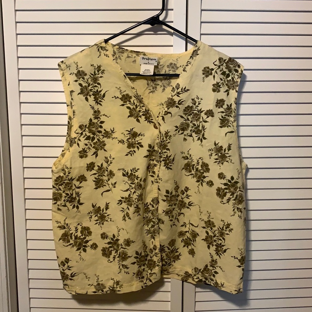 Woman’s vests. All 3 one price